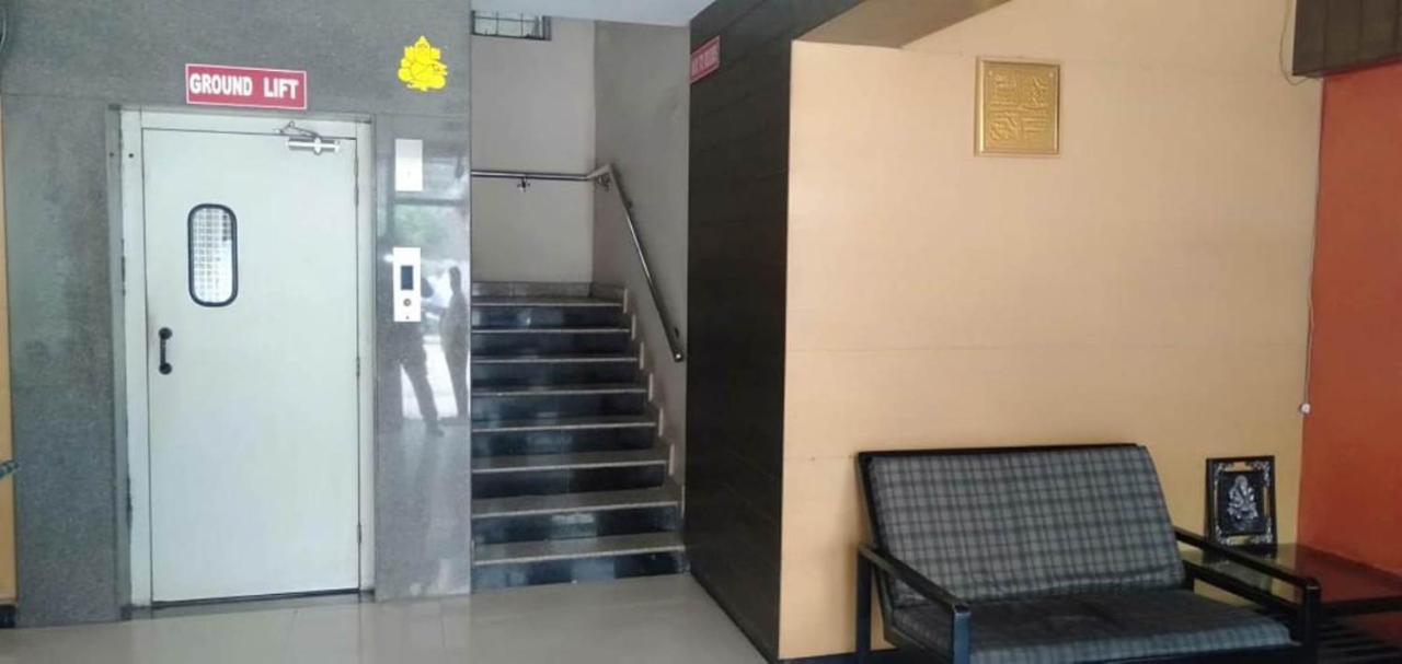 Iroomz Hoysala Residency Bellary Eksteriør bilde