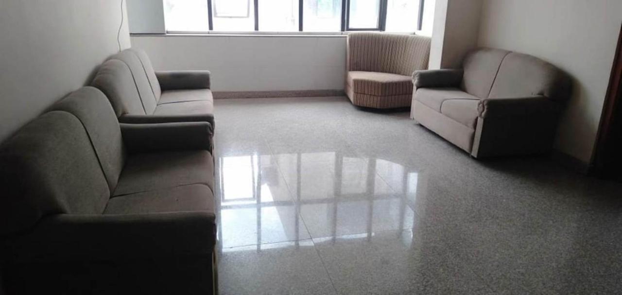 Iroomz Hoysala Residency Bellary Eksteriør bilde