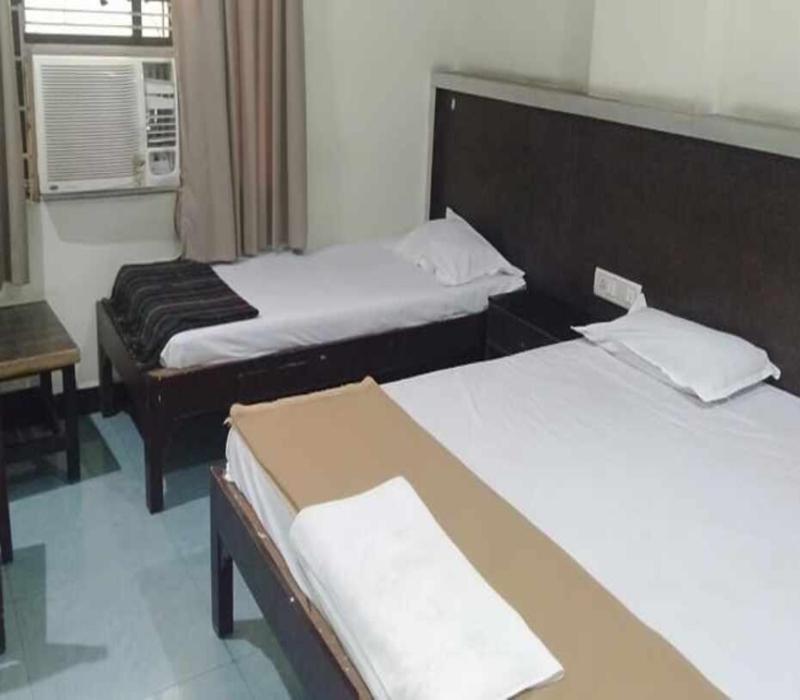 Iroomz Hoysala Residency Bellary Eksteriør bilde